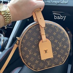 PETITE BOITE CHAPEAU